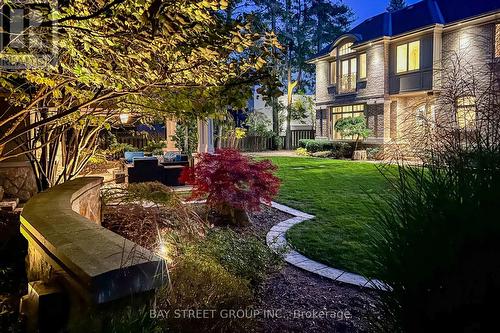 1227 Cleaver Drive, Oakville, ON - Outdoor