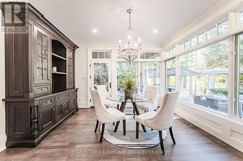 1227 Cleaver Drive, Oakville, ON - Indoor Photo Showing Dining Room