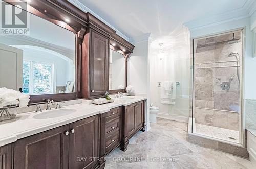 1227 Cleaver Drive, Oakville, ON - Indoor Photo Showing Bathroom