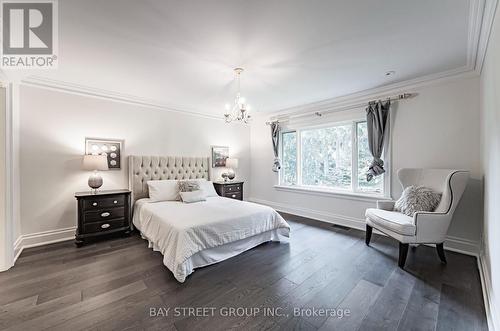 1227 Cleaver Drive, Oakville, ON - Indoor Photo Showing Bedroom