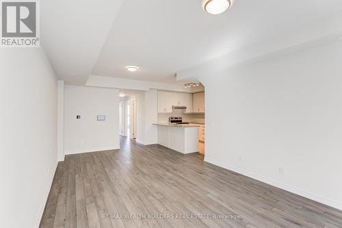 205 - 349 Wheat Boom Drive, Oakville, ON - Indoor