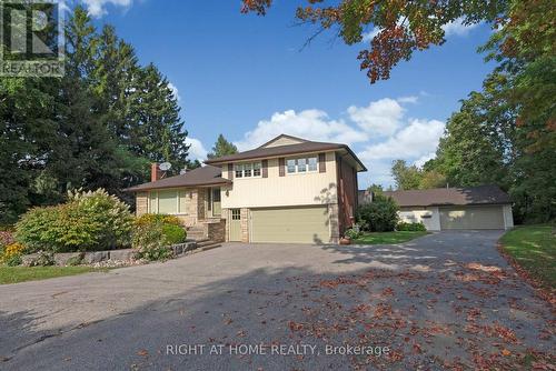 9695 Baldwin Street N, Whitby, ON - Outdoor