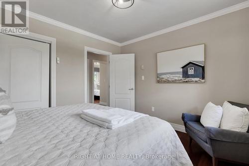 9695 Baldwin Street N, Whitby, ON - Indoor Photo Showing Bedroom