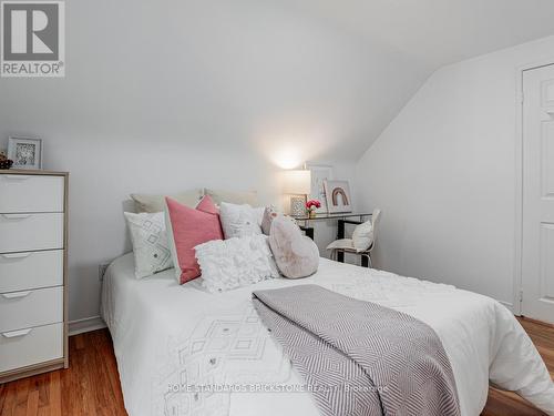 156 Avondale Avenue, Toronto, ON - Indoor Photo Showing Bedroom