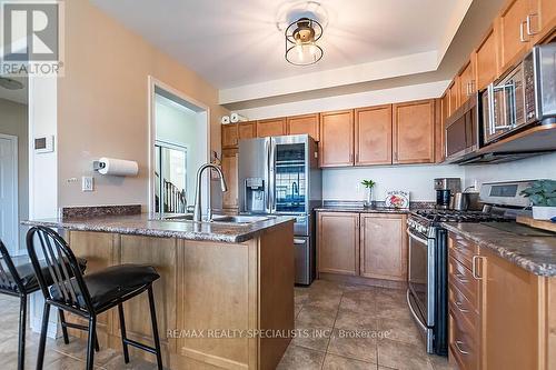 26 Clearfield Drive, Brampton, ON - Indoor Photo Showing Kitchen