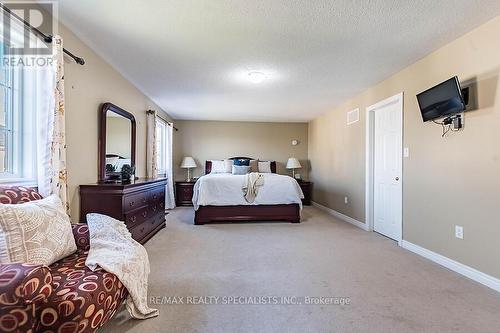 26 Clearfield Drive, Brampton, ON - Indoor Photo Showing Bedroom