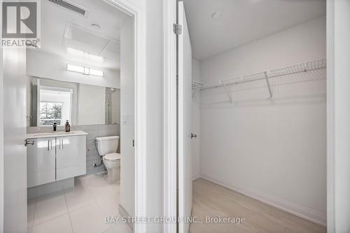 Th101 - 30 Gibbs Road, Toronto, ON - Indoor Photo Showing Bathroom