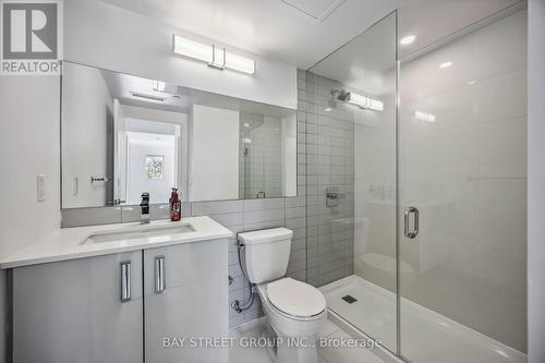 Th101 - 30 Gibbs Road, Toronto, ON - Indoor Photo Showing Bathroom