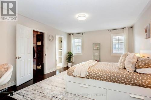 986 Syndenham Lane, Milton, ON - Indoor Photo Showing Bedroom