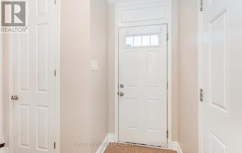 986 Syndenham Lane, Milton, ON - Indoor Photo Showing Other Room