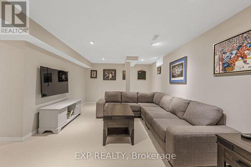 30 Rosewell Street, Hamilton, ON - Indoor Photo Showing Living Room