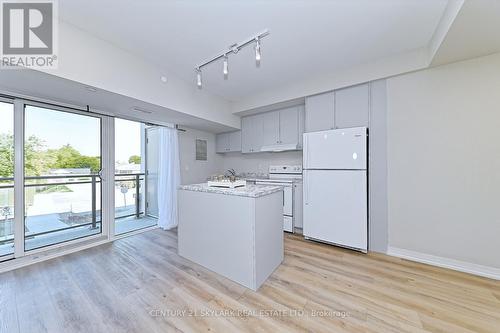 216 - 50 Herrick Ave Avenue N, St. Catharines, ON - Indoor Photo Showing Kitchen