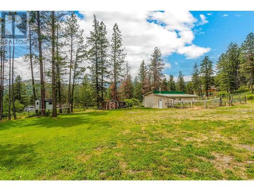 5308 Law Street, Peachland, BC - Outdoor