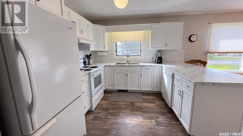 1409 3Rd Avenue, Edam, SK - Indoor Photo Showing Kitchen