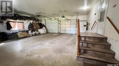 1409 3Rd Avenue, Edam, SK - Indoor Photo Showing Garage