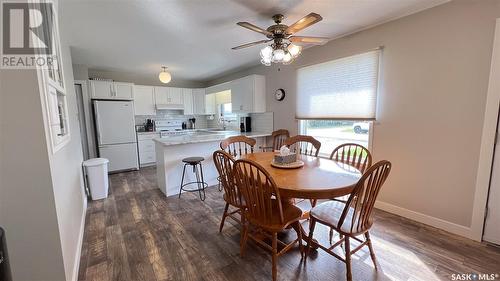 1409 3Rd Avenue, Edam, SK - Indoor Photo Showing Dining Room