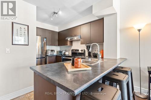 1012 - 48 Suncrest Boulevard, Markham, ON - Indoor Photo Showing Kitchen With Double Sink