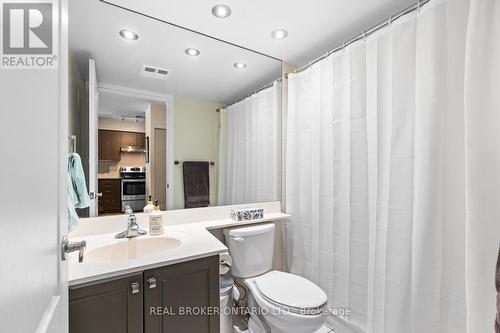 1012 - 48 Suncrest Boulevard, Markham, ON - Indoor Photo Showing Bathroom