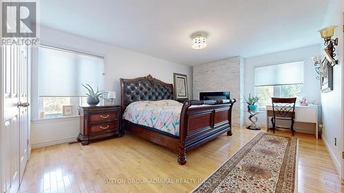 4800 Herald Road, East Gwillimbury, ON - Indoor Photo Showing Bedroom