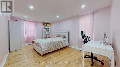 4800 Herald Road, East Gwillimbury, ON - Indoor Photo Showing Bedroom