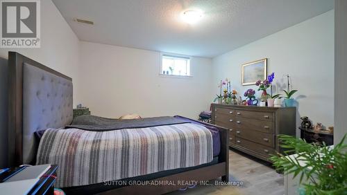 4800 Herald Road, East Gwillimbury, ON - Indoor Photo Showing Bedroom