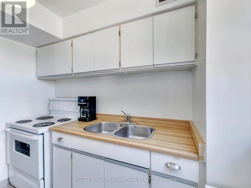 628 - 73 Mccaul Street, Toronto, ON - Indoor Photo Showing Kitchen With Double Sink