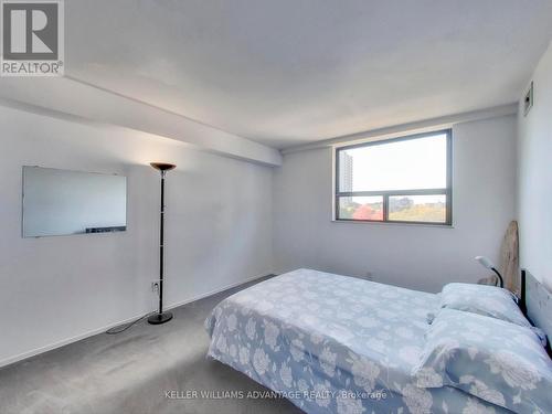 628 - 73 Mccaul Street, Toronto, ON - Indoor Photo Showing Bedroom