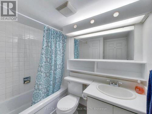 628 - 73 Mccaul Street, Toronto, ON - Indoor Photo Showing Bathroom