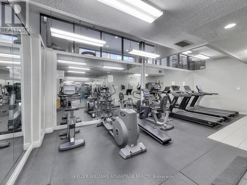 628 - 73 Mccaul Street, Toronto, ON - Indoor Photo Showing Gym Room