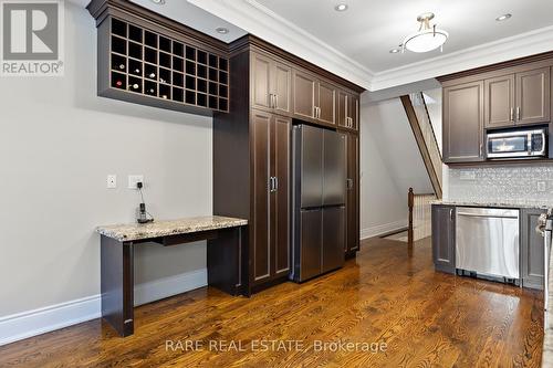 69 Robert Street, Toronto, ON - Indoor Photo Showing Kitchen