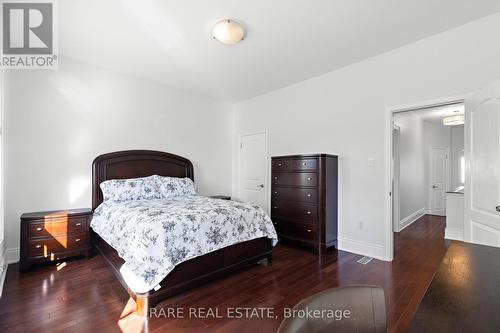 69 Robert Street, Toronto, ON - Indoor Photo Showing Bedroom