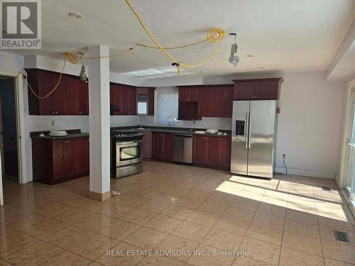 68 Finchley Circle, Markham, ON - Indoor Photo Showing Kitchen