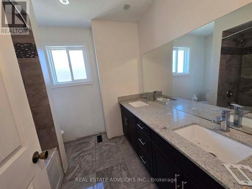 68 Finchley Circle, Markham, ON - Indoor Photo Showing Bathroom