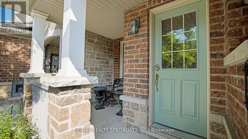 100 - 16 Bellhaven Crescent, Brampton, ON - Outdoor