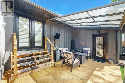 136 Boxley Road, Burlington, ON - Outdoor With Deck Patio Veranda With Exterior