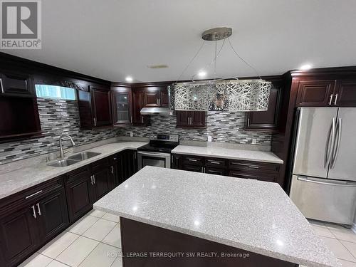 Lower - 91 Leadership Drive, Brampton, ON - Indoor Photo Showing Kitchen With Double Sink With Upgraded Kitchen