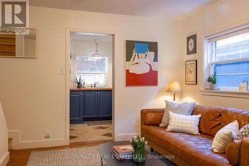 1205 Dovercourt Road, Toronto, ON - Indoor Photo Showing Living Room