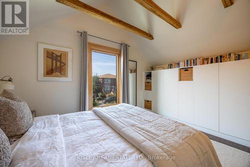 1205 Dovercourt Road, Toronto, ON - Indoor Photo Showing Bedroom