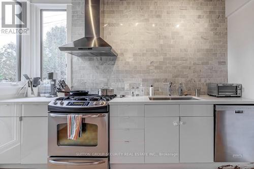 134 Bartlett Avenue, Toronto, ON - Indoor Photo Showing Kitchen