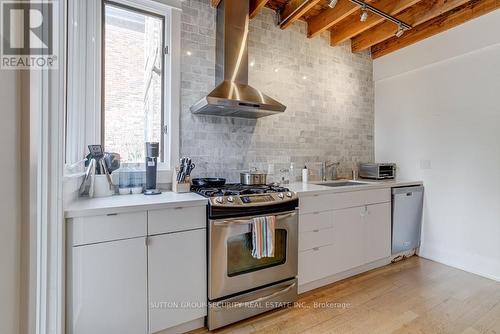 134 Bartlett Avenue, Toronto, ON - Indoor