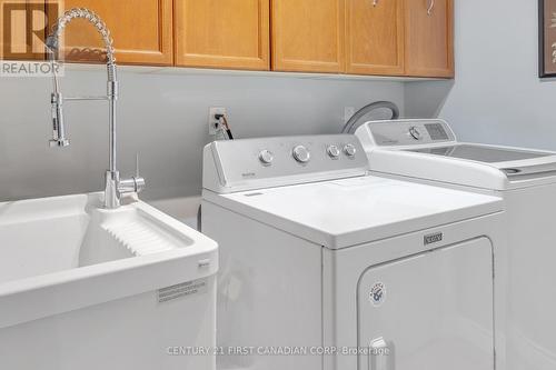 1669 Phillbrook Crescent, London, ON - Indoor Photo Showing Laundry Room