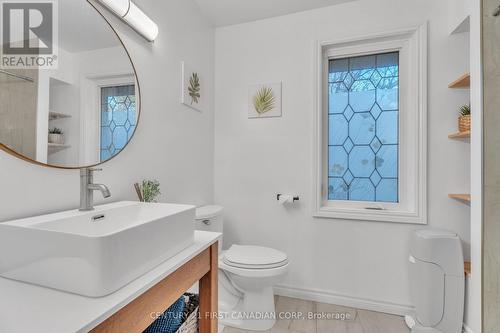 1669 Phillbrook Crescent, London, ON - Indoor Photo Showing Bathroom