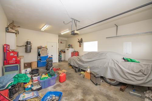 7706 Giles Drive, Coldstream, BC - Indoor Photo Showing Garage