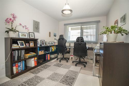 102-2477 Ingram Road, West Kelowna, BC - Indoor Photo Showing Office