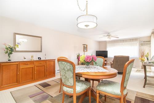 102-2477 Ingram Road, West Kelowna, BC - Indoor Photo Showing Dining Room