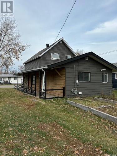 127 Fourth Avenue E, Canora, SK - Outdoor