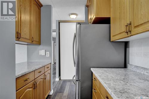 621 4045 Rae Street, Regina, SK - Indoor Photo Showing Kitchen