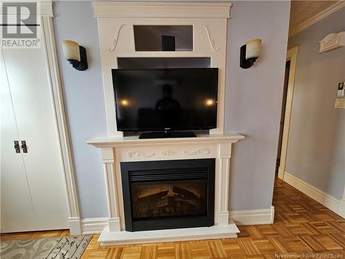 646 5 Ieme, Grand Falls, NB - Indoor Photo Showing Living Room With Fireplace