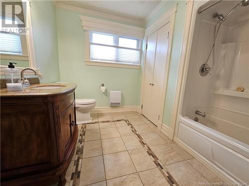 646 5 Ieme, Grand Falls, NB - Indoor Photo Showing Bathroom