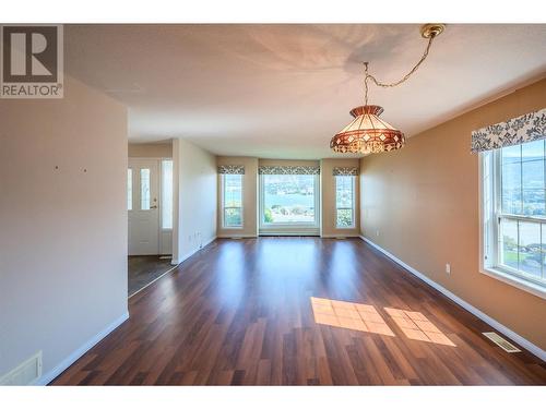 418 Ridge Road, Penticton, BC - Indoor Photo Showing Other Room